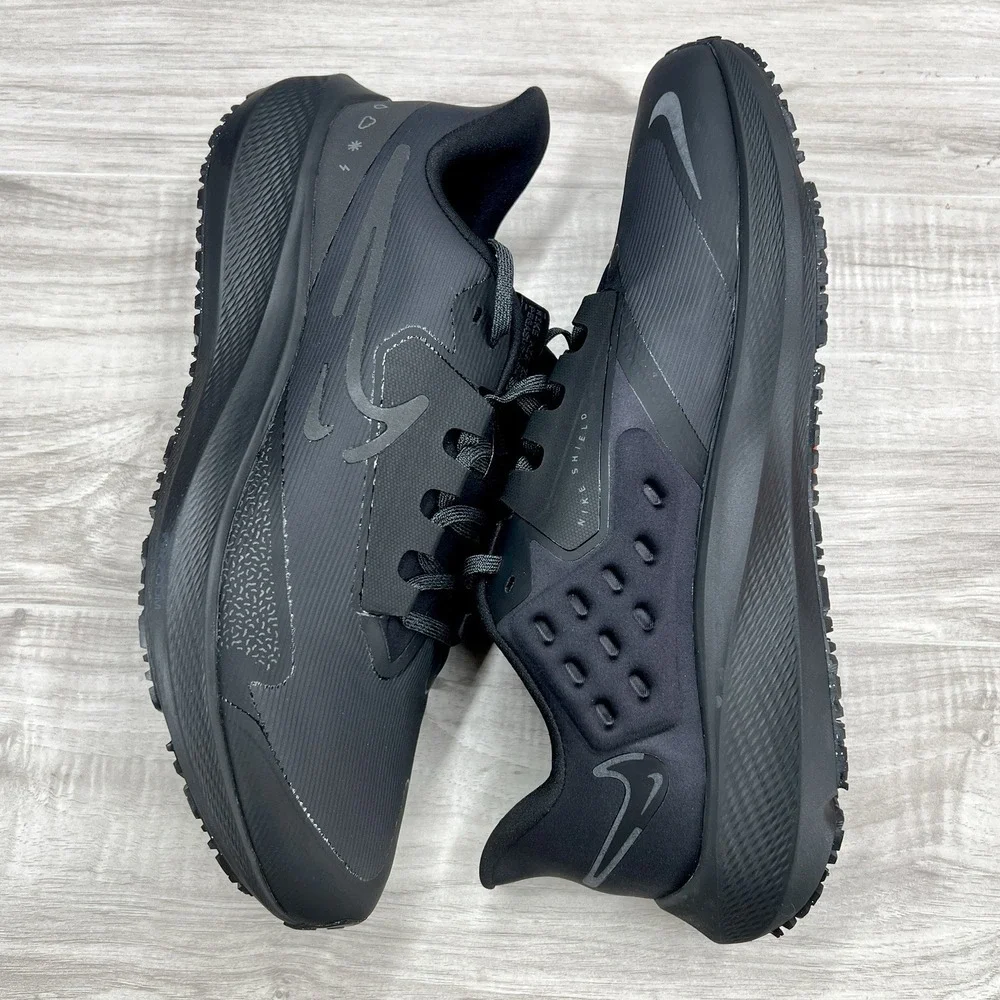 Nike Air Zoom Pegasus 39 Shield Men's Size 9.5 Black Athletic Shoes DO7625 001